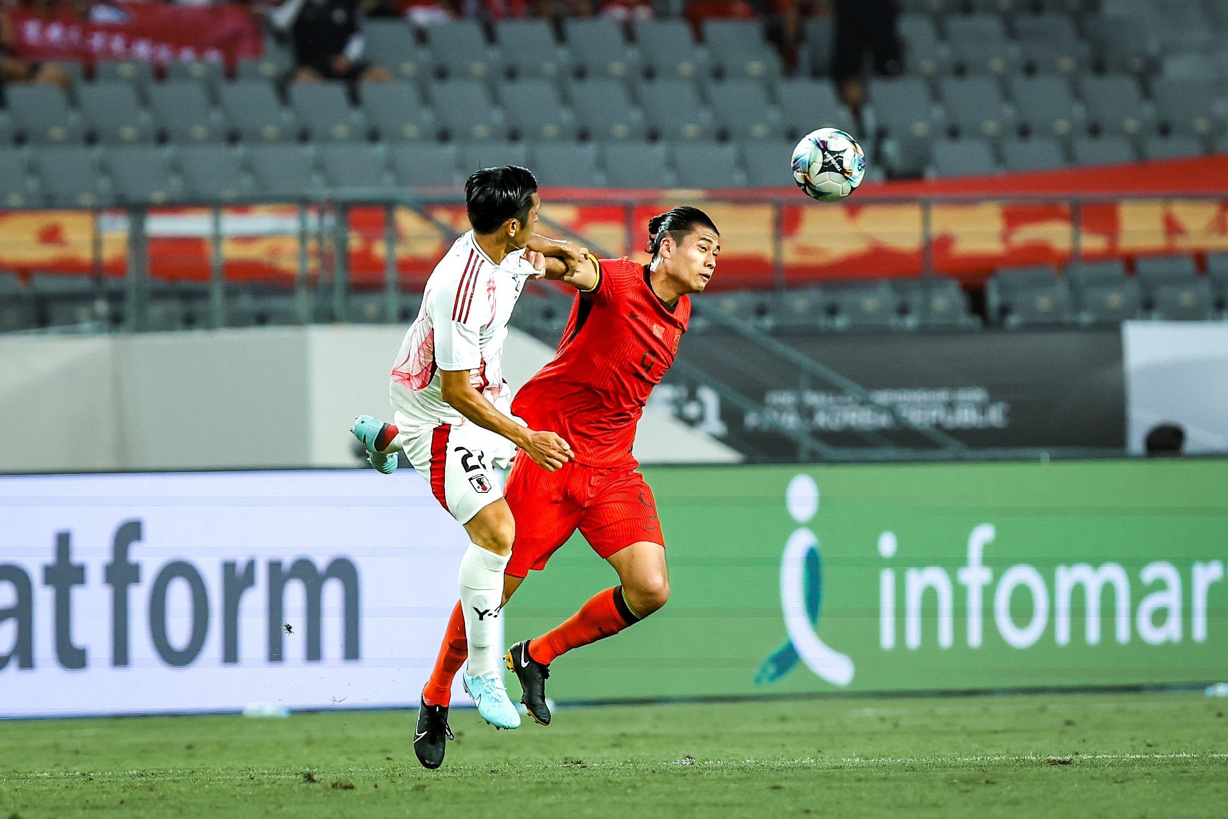 雷速讨论室：0-3韩国&amp;amp;0-2日本三队，我们与日韩的差距究竟有多大